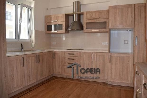 House in Κέντρο, Kalivia Thorikou — Photo 2 of 18
