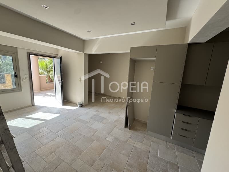 Apartment in Paralia, Anavissos — Photo 25 of 28