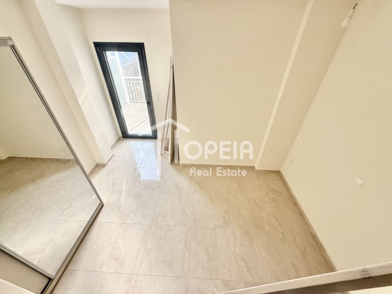 Apartment in Anavyssos Center, Anavissos — Photo 2 of 15