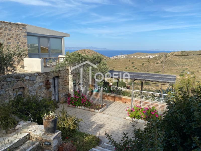 Μονοκατοικία στην Ερμούπολη, Σύρος — Φωτογραφία 1 από 14