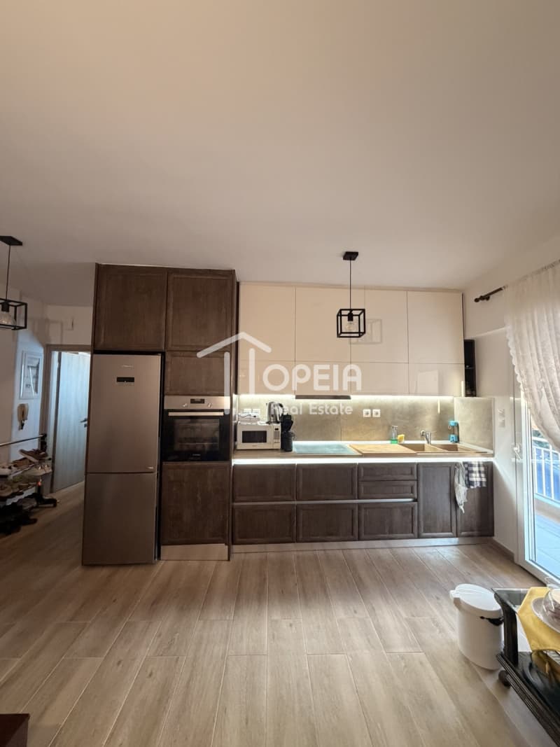 Apartment in Alikes - Lakka, Anavissos — Photo 1 of 9