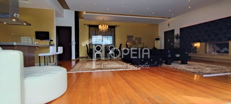 House in Lofos Kselaftaki, Kalivia Thorikou — Photo 5 of 22