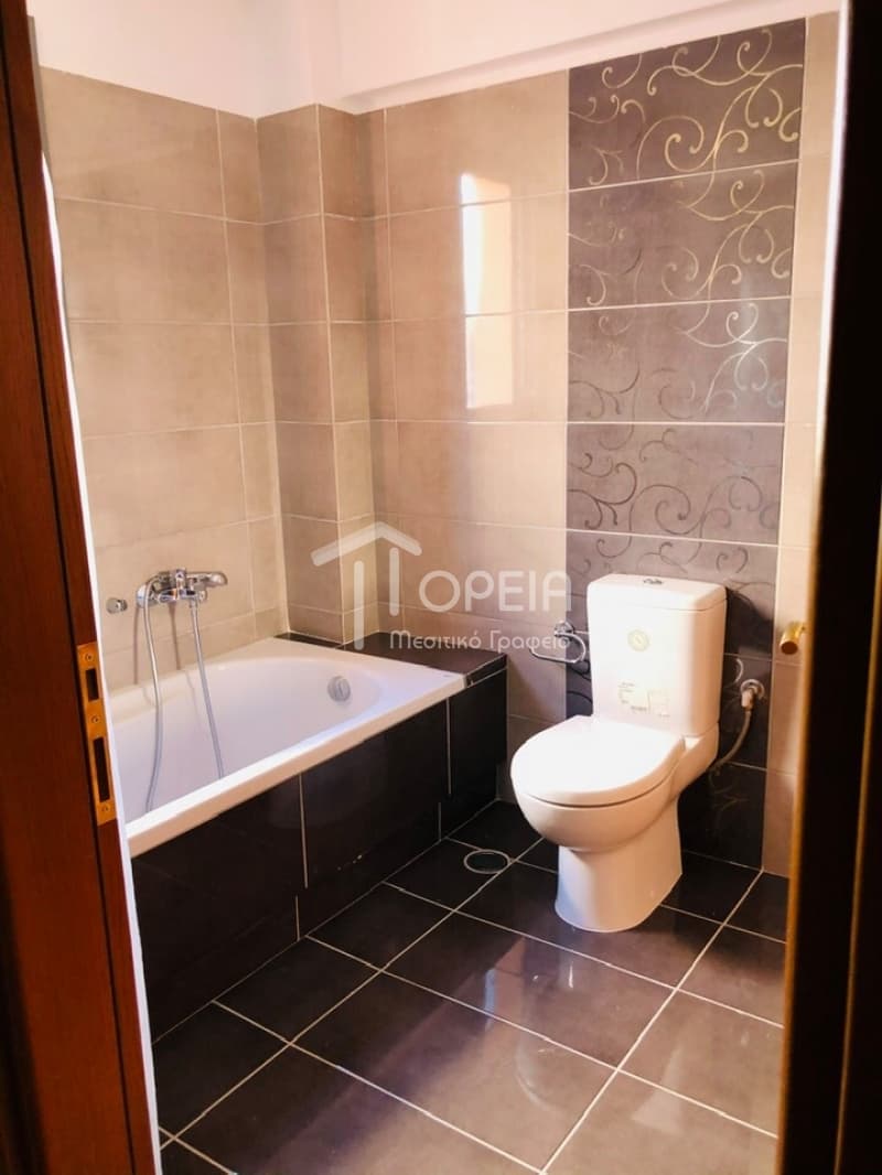 House in Κέντρο, Kalivia Thorikou — Photo 10 of 30