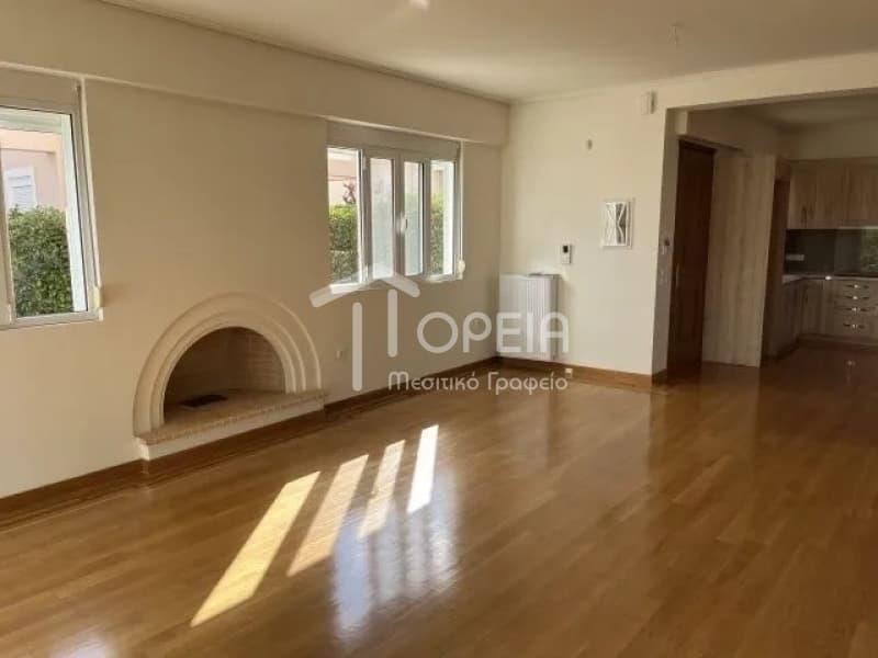 House in Κέντρο, Kalivia Thorikou — Photo 13 of 18