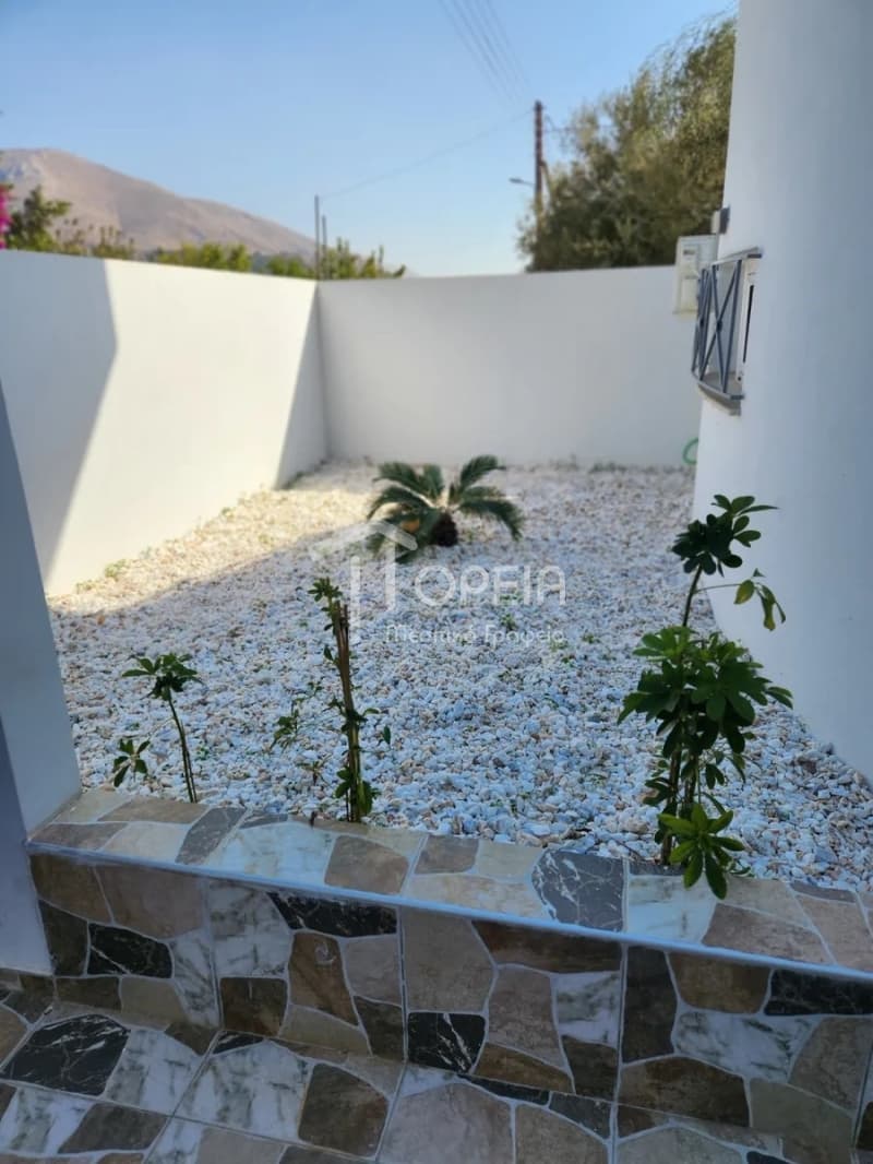 House in Kalivia, Kalivia Thorikou — Photo 21 of 22