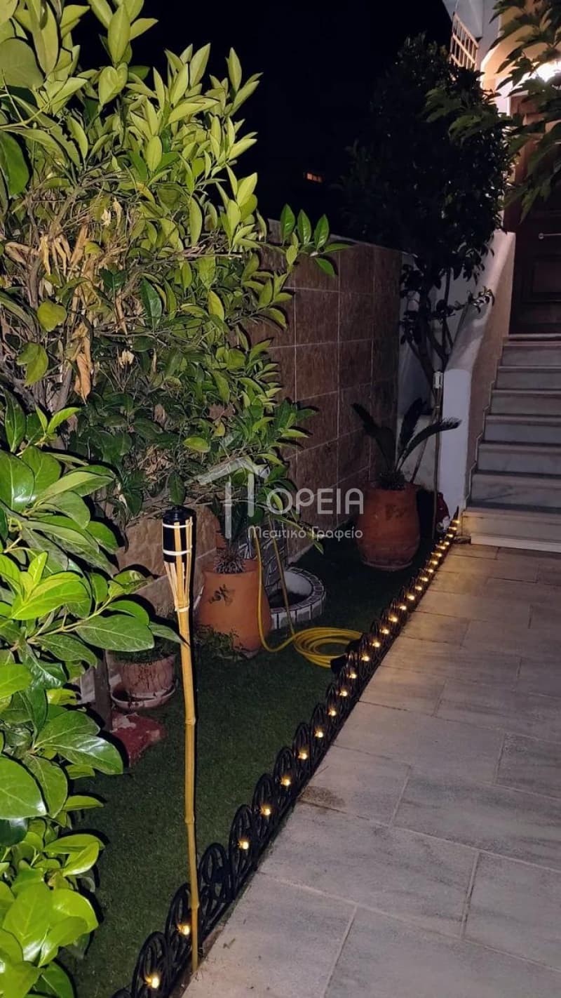 House in Kefleika, Kalivia Thorikou — Photo 16 of 17