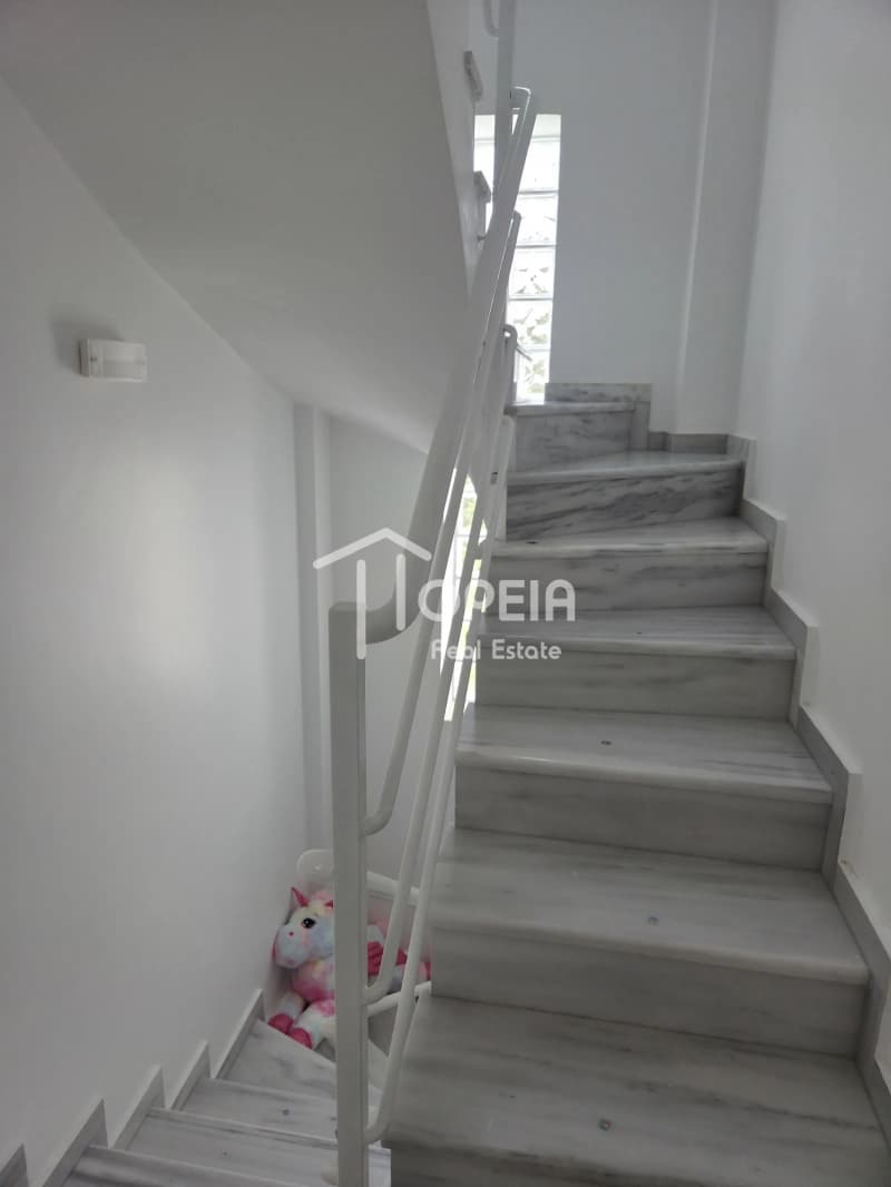 House in Kalivia, Kalivia Thorikou — Photo 11 of 21