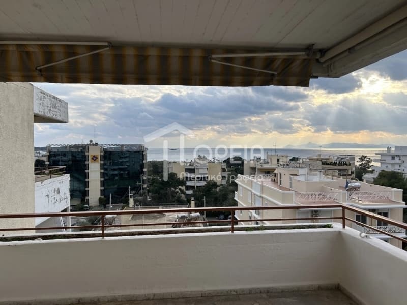 Apartment in Pigadakia, Vouliagmeni — Photo 2 of 11
