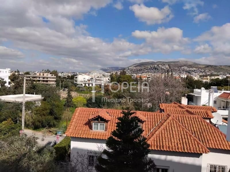 Apartment in Pigadakia, Vouliagmeni — Photo 1 of 10