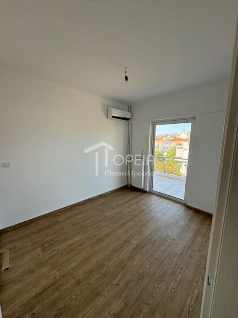 Apartment in Pigadakia, Voula — Photo 12 of 20