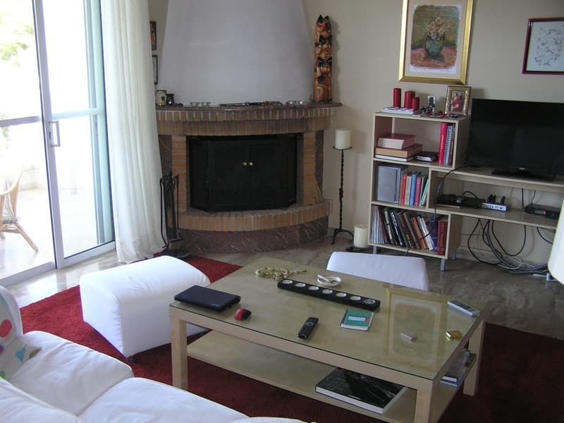 Apartment in Pigadakia, Vouliagmeni — Photo 2 of 12