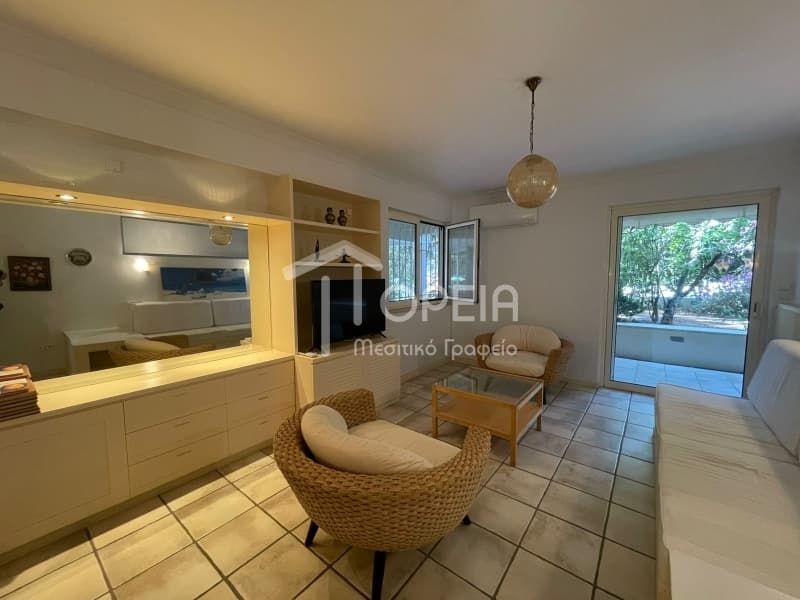 Apartment in Center, Vouliagmeni — Photo 12 of 26