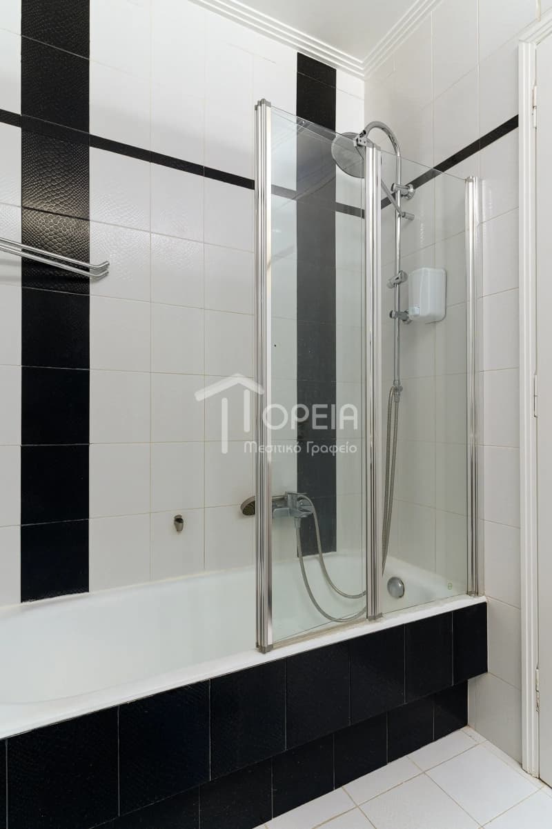 Apartment in Evryali, Voula — Photo 8 of 23