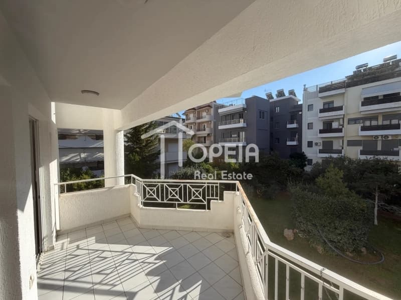 Apartment in Pirnari, Glyfada — Photo 11 of 19