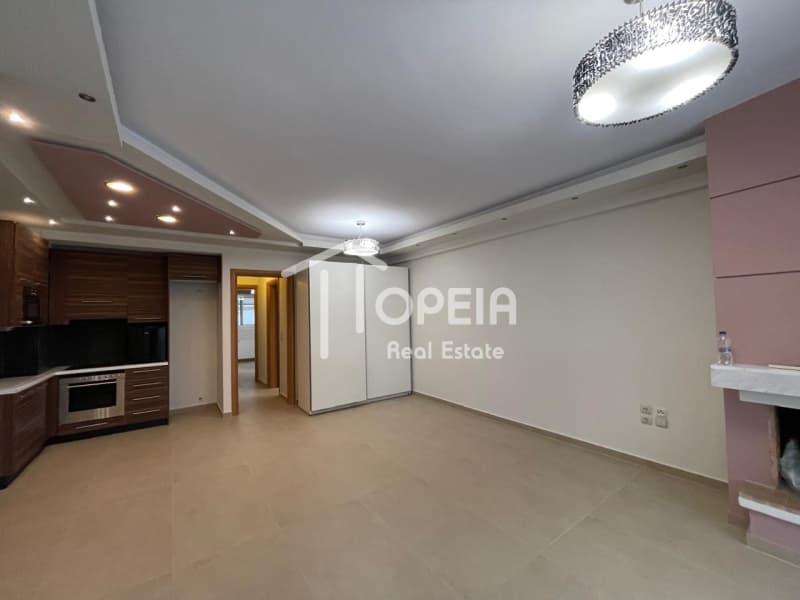 Apartment in Center, Voula — Photo 12 of 17