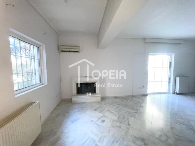 Apartment in Pigadakia, Vouliagmeni — Photo 5 of 23