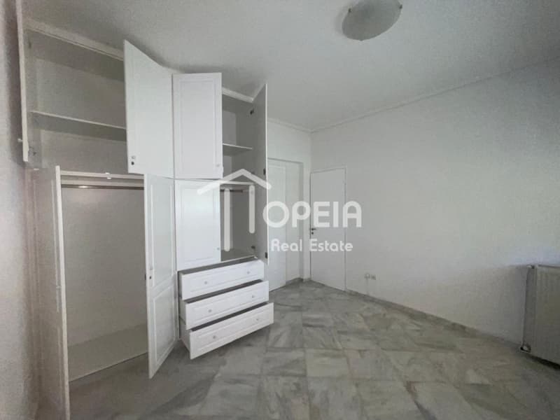 Apartment in Pigadakia, Vouliagmeni — Photo 9 of 23