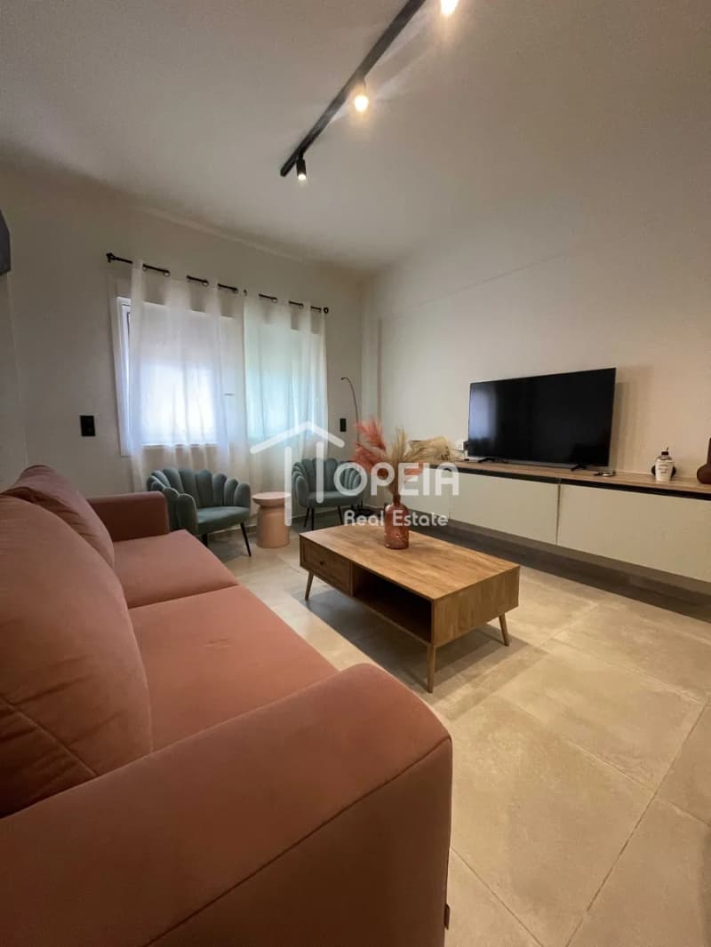Apartment in Pirnari, Glyfada — Photo 1 of 16