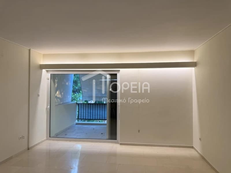 Apartment in Ano Elliniko, Elliniko — Photo 2 of 24