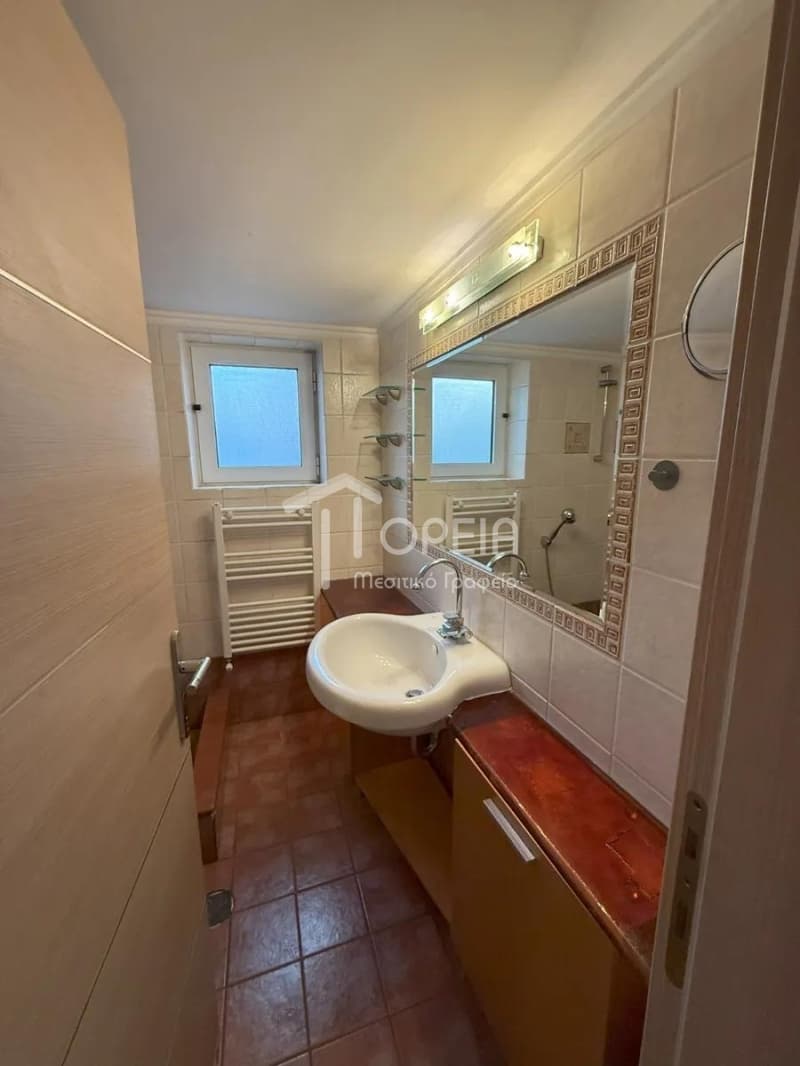 Apartment in Ano Elliniko, Elliniko — Photo 17 of 24