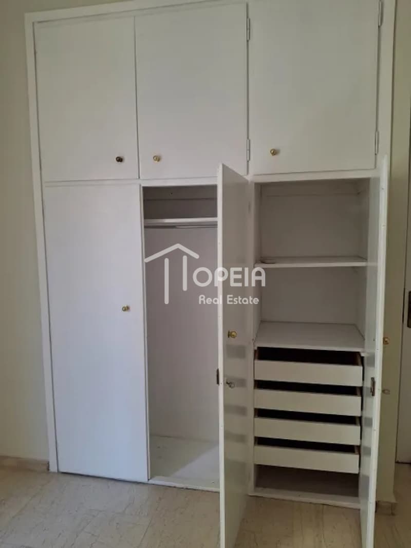 Apartment in Ano Elliniko, Elliniko — Photo 5 of 22