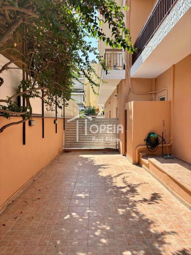 House in Terpsithea, Glyfada — Photo 9 of 18
