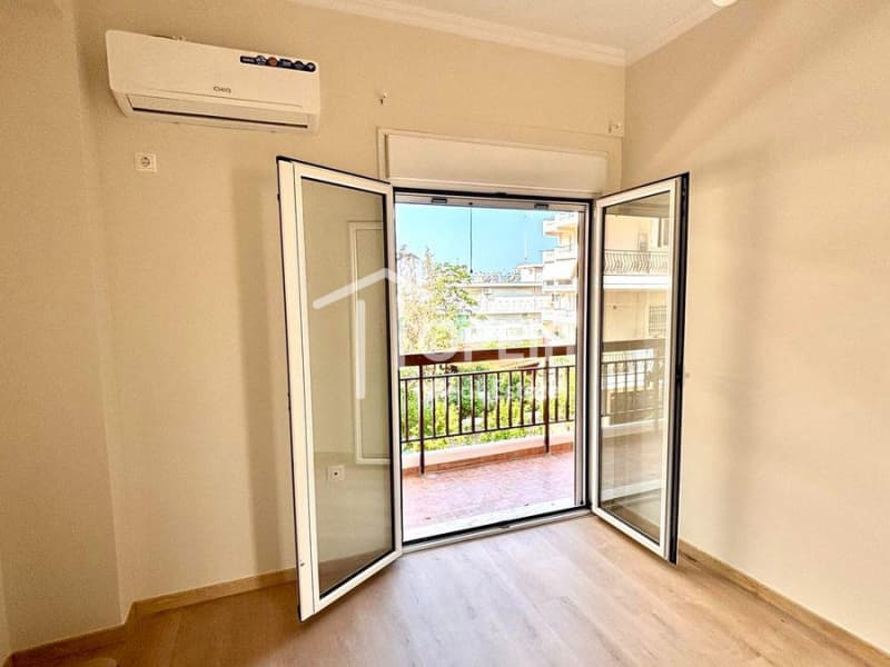 House in Terpsithea, Glyfada — Photo 10 of 18