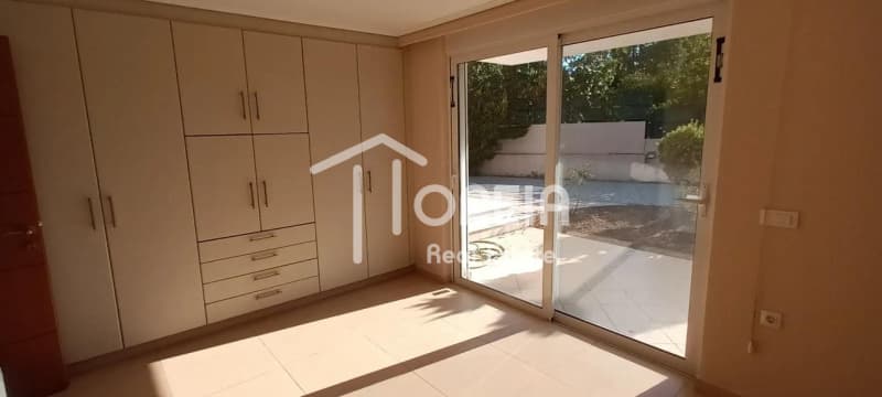 House in Agia Marina, Vari - Varkiza — Photo 6 of 12