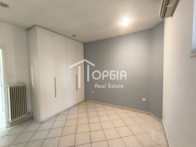 Apartment in Kalamaki, Alimos — Photo 7 of 8