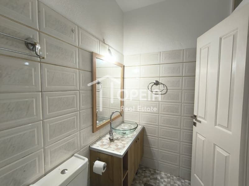 Apartment in Kalamaki, Alimos — Photo 3 of 8