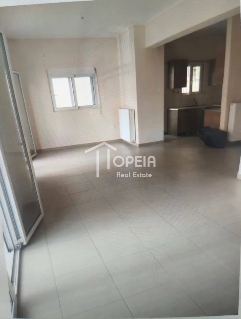 Διαμέρισμα στην Αγία Κυριακή, Παλαιό Φάληρο — Φωτογραφία 1 από 8