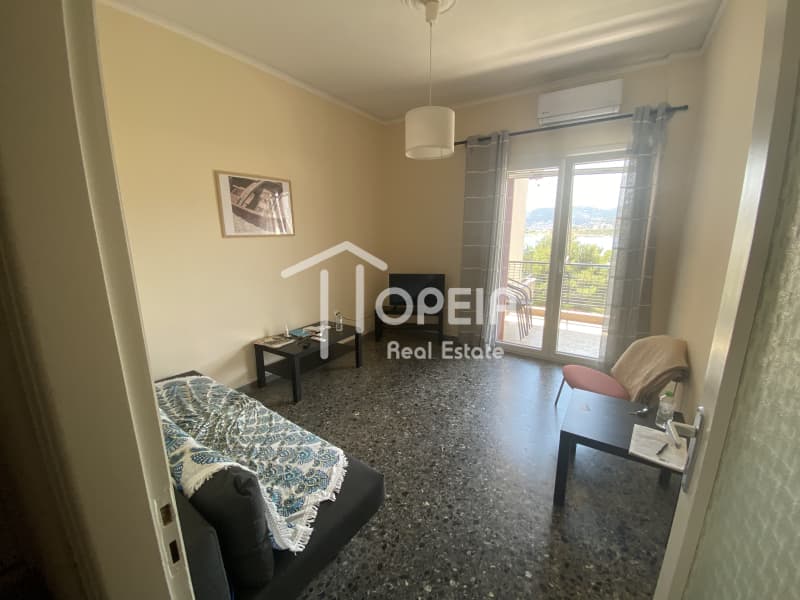 Apartment in Porto Rafti, Vravrona — Photo 2 of 8