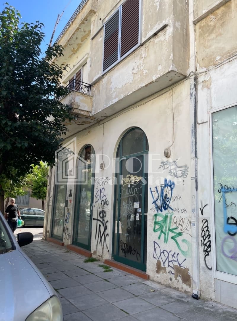 Μονοκατοικία στην Πλατεία Μέμου, Κορυδαλλός — Φωτογραφία 2 από 2