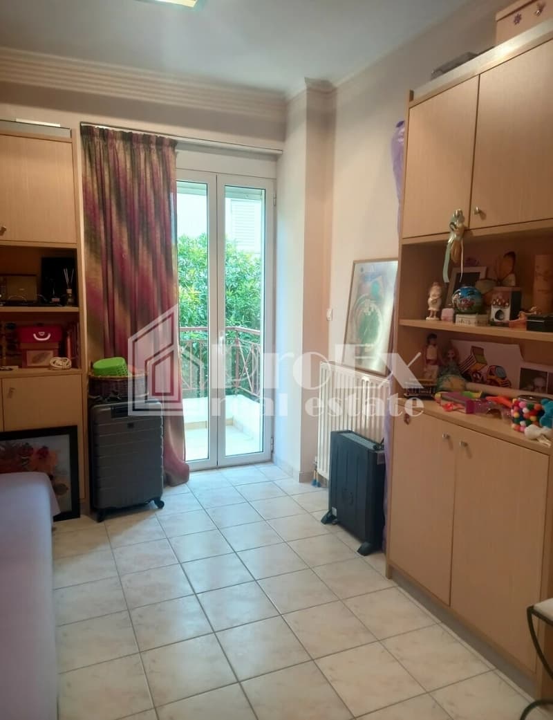 Apartment in Schinias, Peristeri — Photo 15 of 19