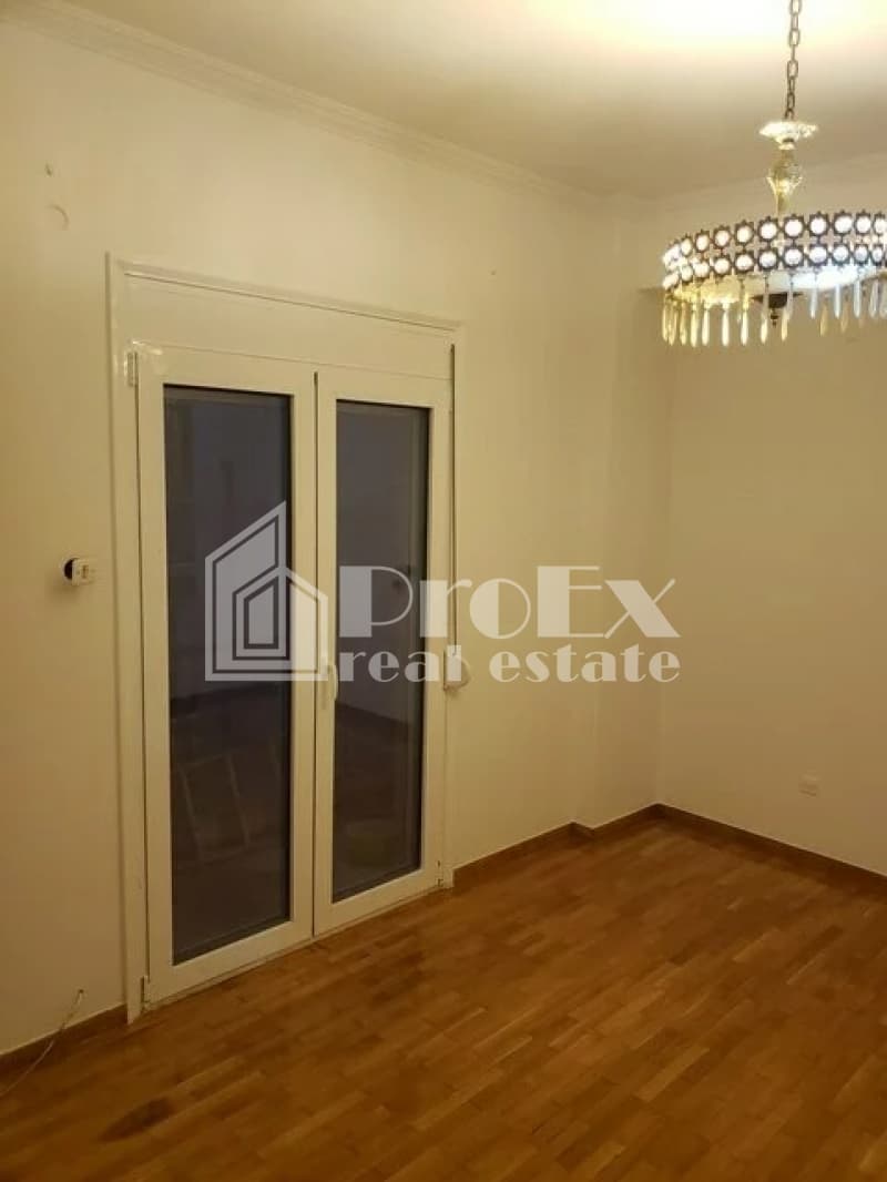 Διαμέρισμα στην Πολυτεχνείο, Εξάρχεια - Νεάπολη — Φωτογραφία 10 από 17