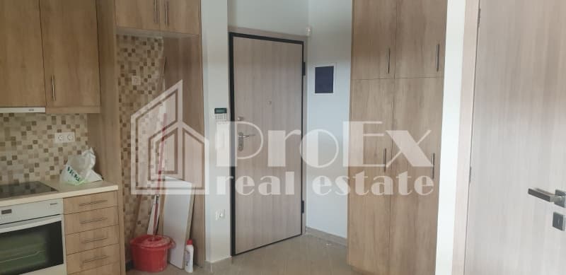 Apartment in Platia Papadiamanti, Ano Patisia — Photo 2 of 11
