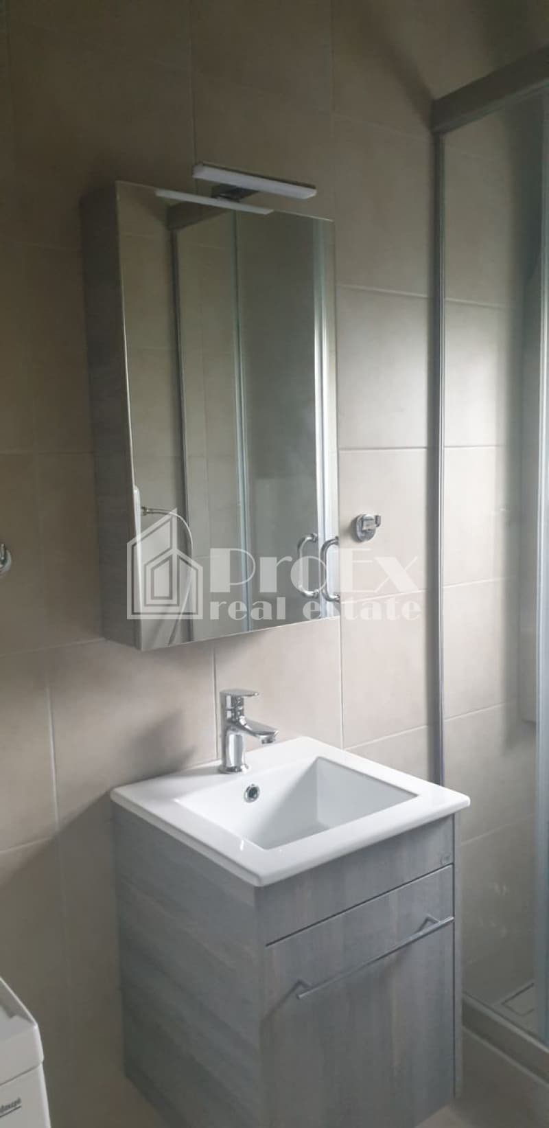 Apartment in Platia Papadiamanti, Ano Patisia — Photo 5 of 11