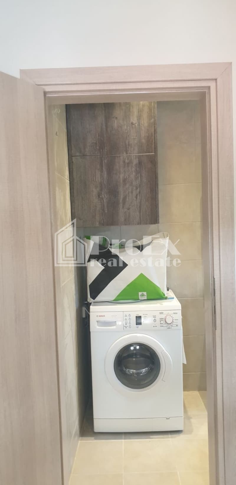 Apartment in Platia Papadiamanti, Ano Patisia — Photo 7 of 11