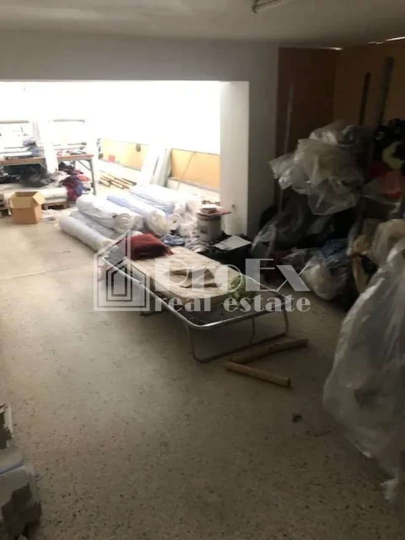 Retail Store in Dafni, Dafni — Photo 5 of 5