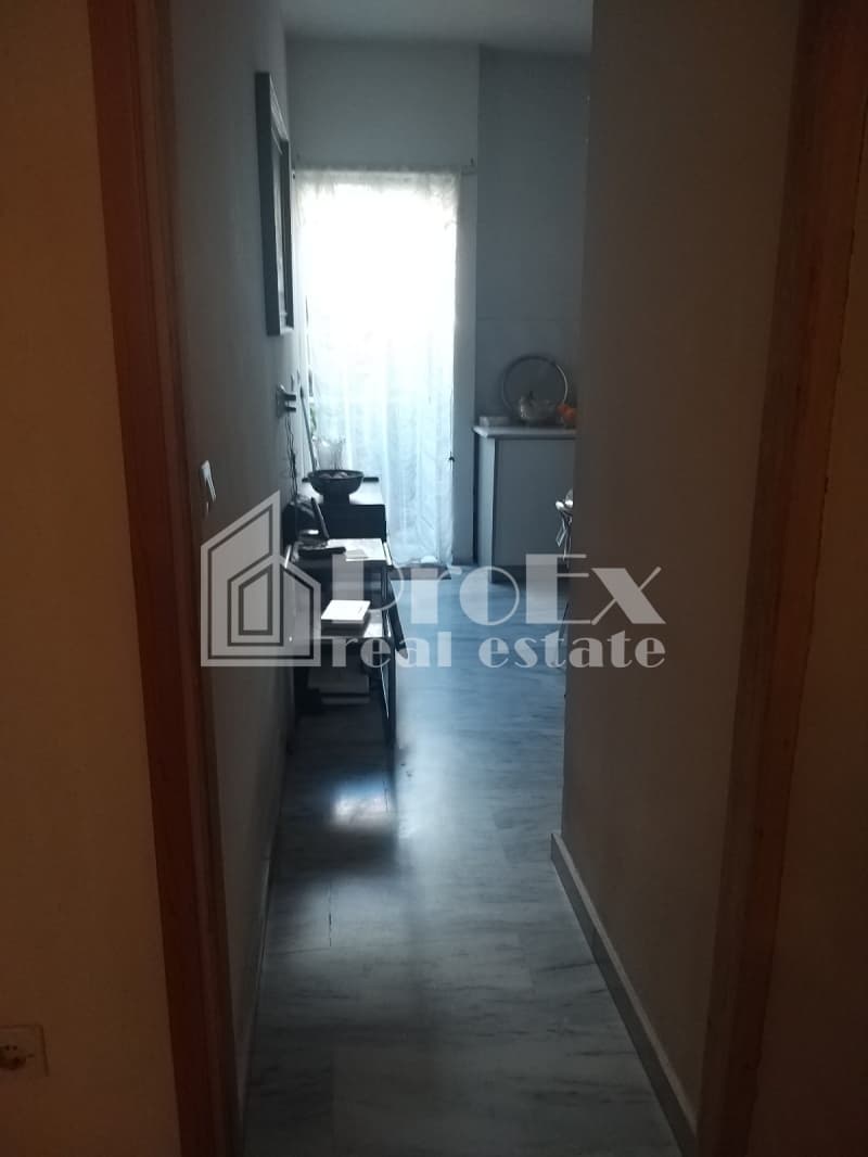 Apartment in Center, Ilion — Photo 9 of 17