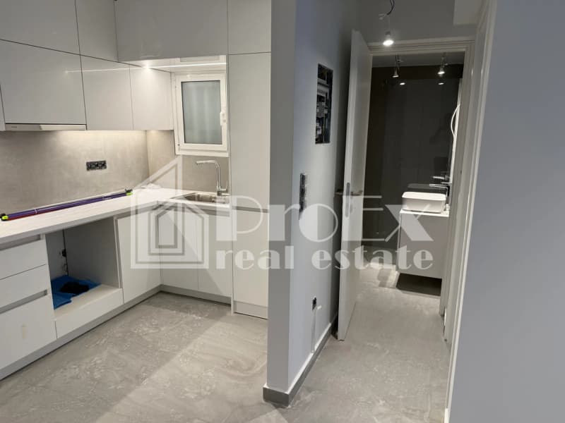 Apartment in Perdika, Historic Center — Photo 1 of 7
