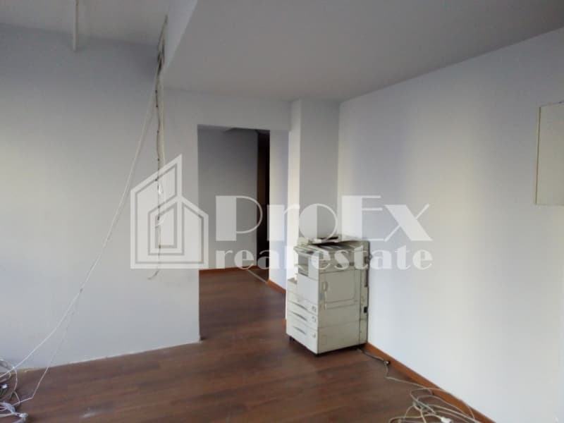 Office in Evaggelistria, Piraeus — Photo 9 of 9