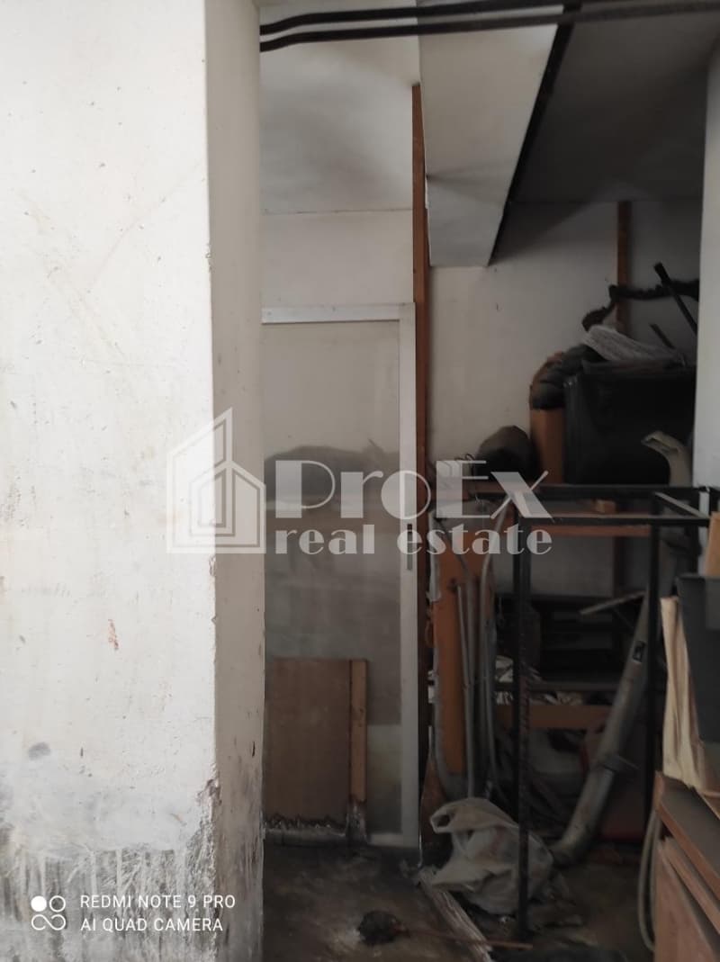 Warehouse in Agia Triada, Iraklio — Photo 11 of 13