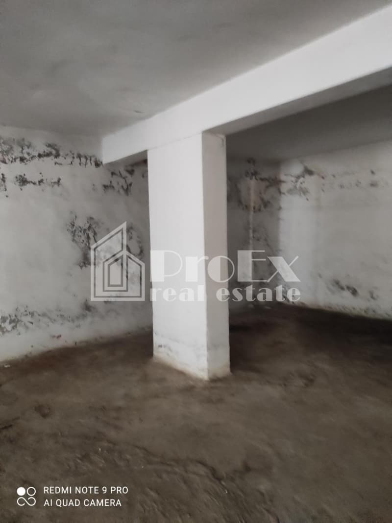 Warehouse in Agia Triada, Iraklio — Photo 6 of 13