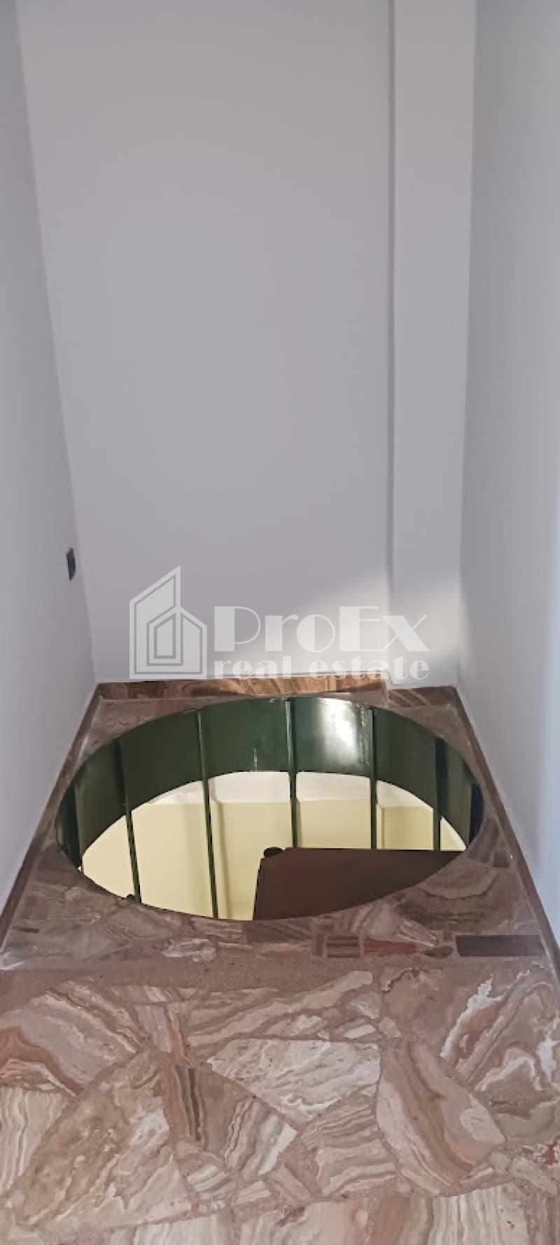 Μονοκατοικία στην Άσπρα Χώματα, Νίκαια — Φωτογραφία 18 από 30