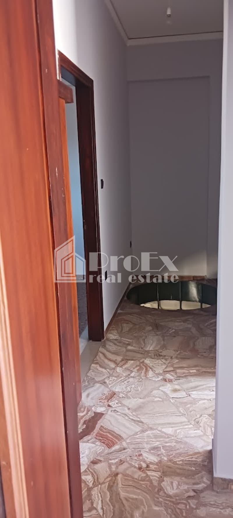 Μονοκατοικία στην Άσπρα Χώματα, Νίκαια — Φωτογραφία 24 από 30