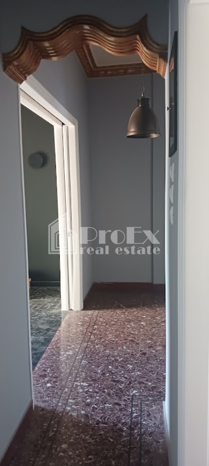 Μονοκατοικία στην Άσπρα Χώματα, Νίκαια — Φωτογραφία 3 από 30