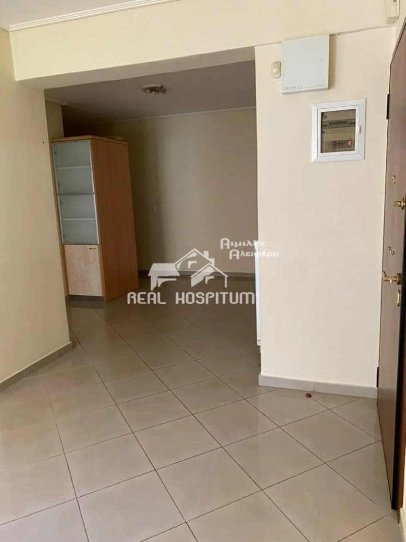 Apartment in Alsos, Nea Ionia — Photo 1 of 10
