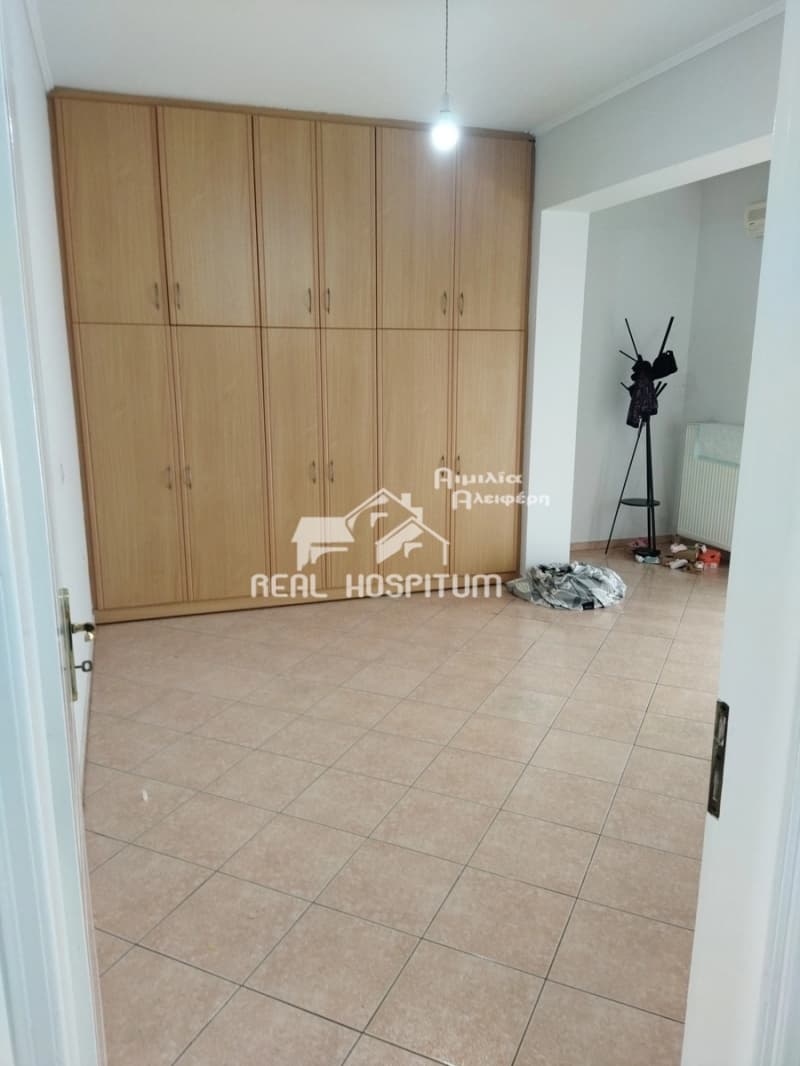 Κατάστημα στην Κέντρο, Ίλιον — Φωτογραφία 3 από 6