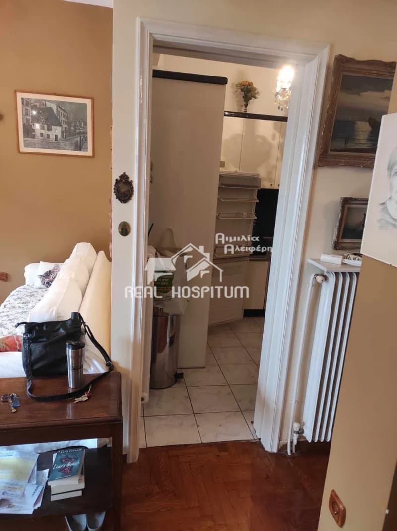 Apartment in Verga, Attiki — Photo 13 of 18